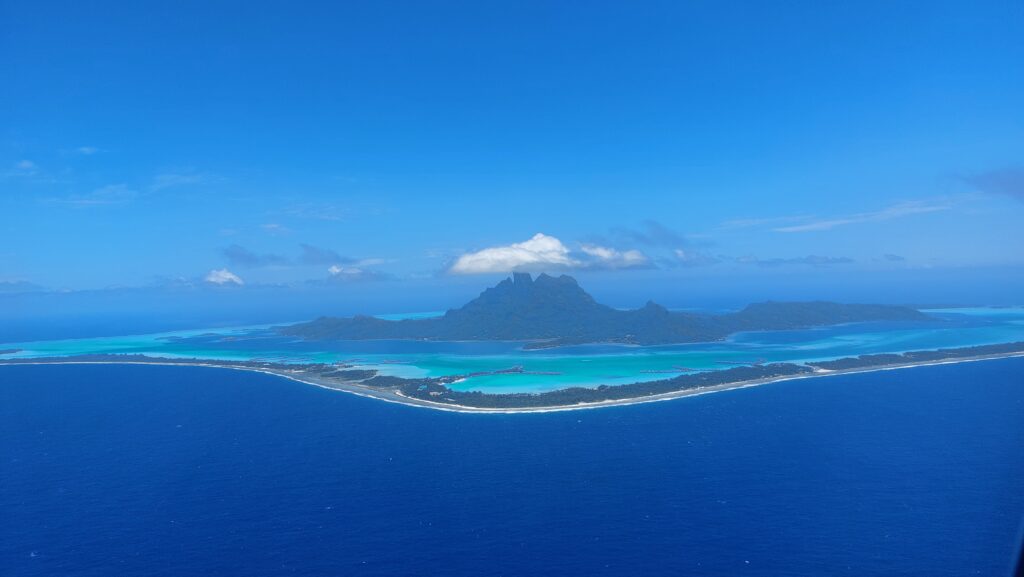 itinéraire Polynésie française 3 semaines - Trajet en avion vers Bora Bora
