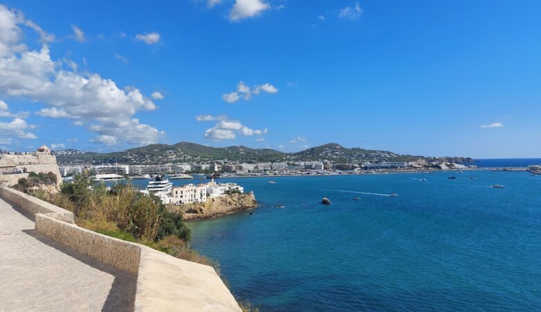 vue depuis la vieille ville d'Ibiza