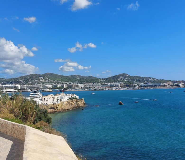 vue depuis la vieille ville d'Ibiza